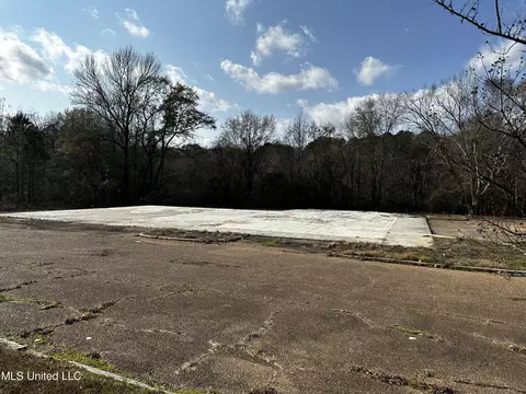 5451 Robinson Rd, Jackson, MS 39204 photo 6