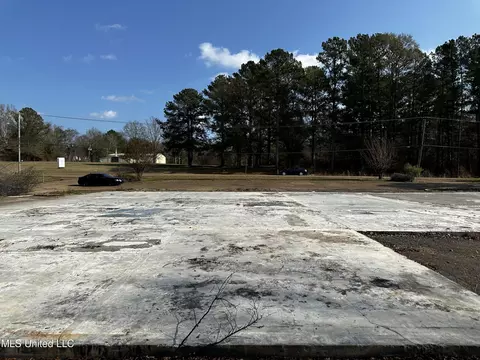 5451 Robinson Rd, Jackson, MS 39204 photo 2