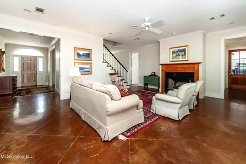 136 Hawkridge Dr, Madison, MS 39110 photo 9