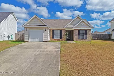 14236 Tori Dawn Dr, Gulfport, MS 39503