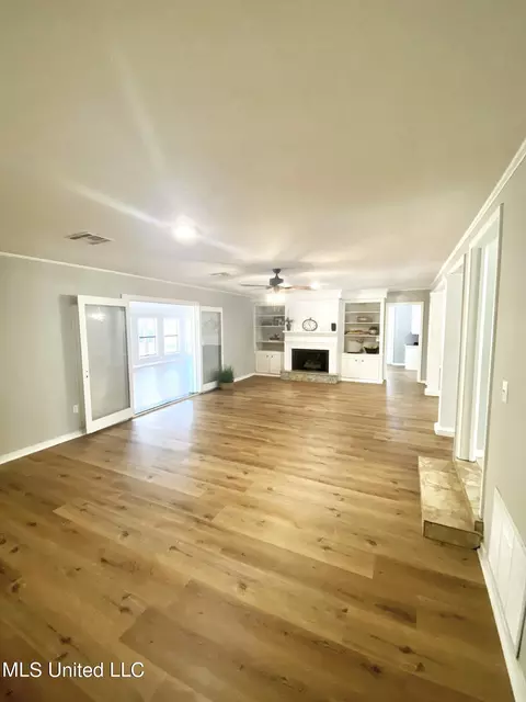 204 Azalea Dr, Forest, MS 39074 photo 10