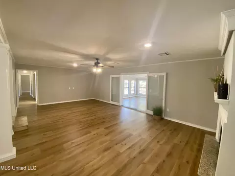 204 Azalea Dr, Forest, MS 39074 photo 9