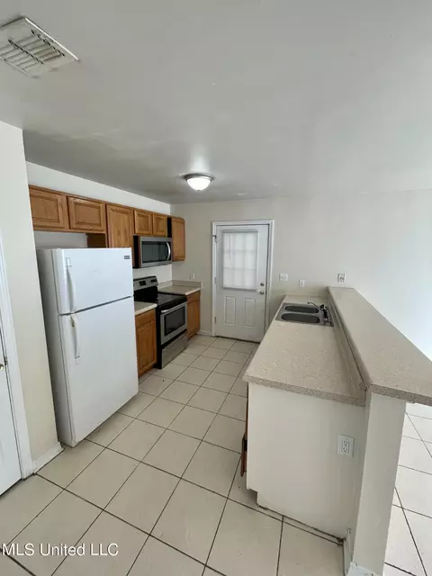 3301 53rd Ave, Gulfport, MS 39501 photo 3