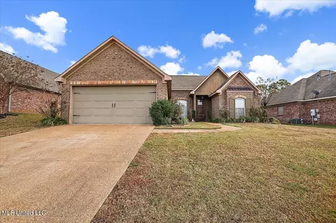 322 London Way, Pearl, MS 39208