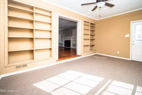 825 Colonial Cir, Jackson, MS 39211 photo 8