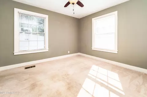 825 Colonial Cir, Jackson, MS 39211 photo 22
