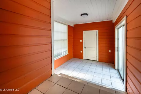 825 Colonial Cir, Jackson, MS 39211 photo 15