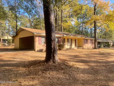 246 Mikell St, Jackson, MS 39212 photo 2