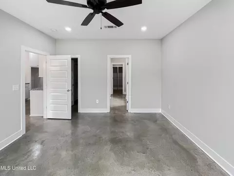 129 Shelby Mae Cir, Brandon, MS 39042 photo 12