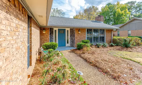 501 Rusk Dr, Brandon, MS 39047 photo 2