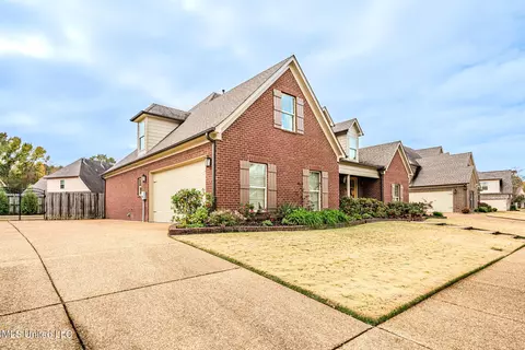 4111 Kayley Ln, Olive Branch, MS 38654