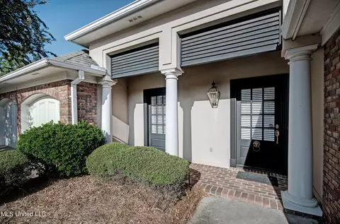 6 Autumn Hill Cv, Jackson, MS 39211 photo 2
