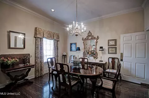 6 Autumn Hill Cv, Jackson, MS 39211 photo 5