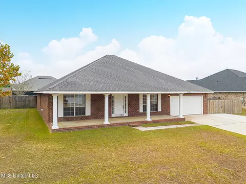 15301 Haversham Pl, Biloxi, MS 39532