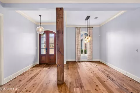 Entry Way - 147 Belle Pointe Dr, Madison, MS 39110 photo 1 of 4