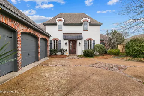 147 Belle Pointe Dr, Madison, MS 39110
