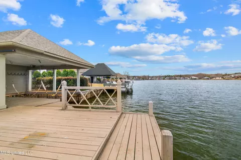 Exterior - 147 Belle Pointe Dr, Madison, MS 39110 photo 17 of 23