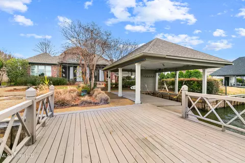 Exterior - 147 Belle Pointe Dr, Madison, MS 39110 photo 18 of 23