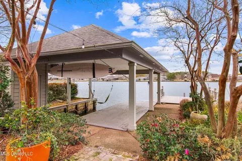 Exterior - 147 Belle Pointe Dr, Madison, MS 39110 photo 16 of 23