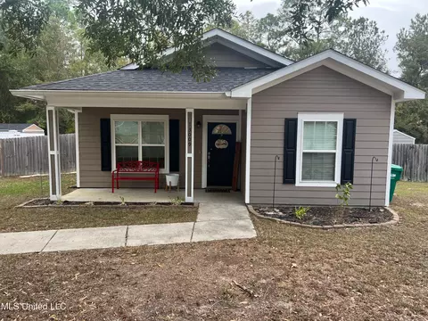 13009 Alta Vida Ct, Gulfport, MS 39503