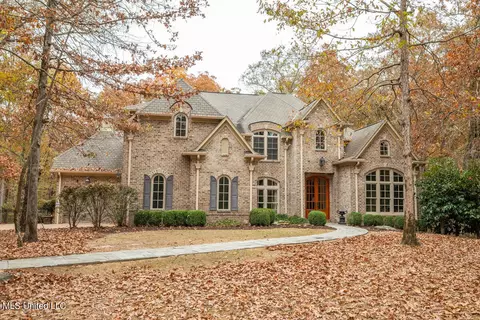 37 Water Oak Ln, Columbus, MS 39705