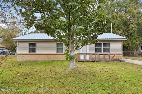 4509 Newman Ave, Pascagoula, MS 39581