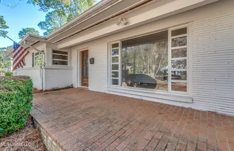 3776 Old Canton Rd, Jackson, MS 39216 photo 2