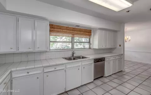 3776 Old Canton Rd, Jackson, MS 39216 photo 18