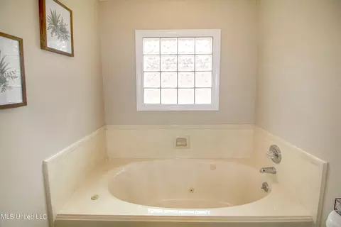 333 E Cascades Cir, Clinton, MS 39056 photo 23
