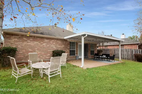 333 E Cascades Cir, Clinton, MS 39056 photo 35