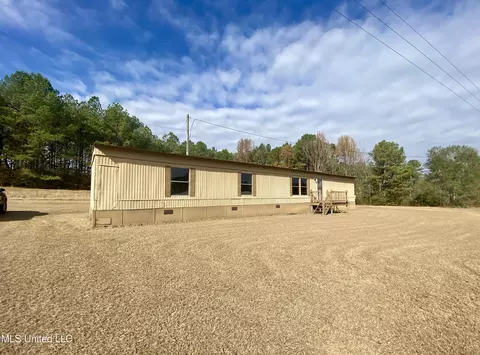 2553 Singleton Rd, Carthage, MS 39051
