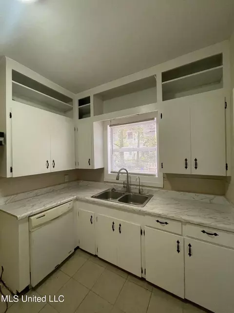 741 Chickasaw Ave, Jackson, MS 39206 photo 7