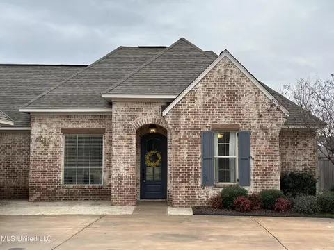 115 Claiborne St, Madison, MS 39110