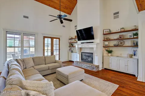 129 Lineage Ln, Flowood, MS 39232 photo 8