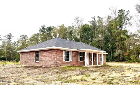 2726 Cumbest Bluff Rd, Moss Point, MS 39562