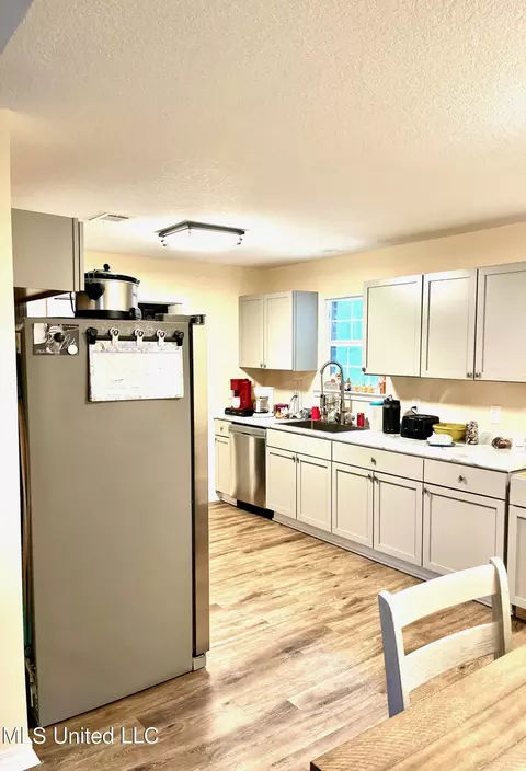 2726 Cumbest Bluff Rd, Moss Point, MS 39562 photo 5
