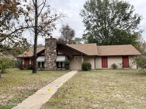 1024 R N Whitfield St, Florence, MS 39073