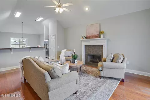 413 Sand Stone Pl, Brandon, MS 39042 photo 4