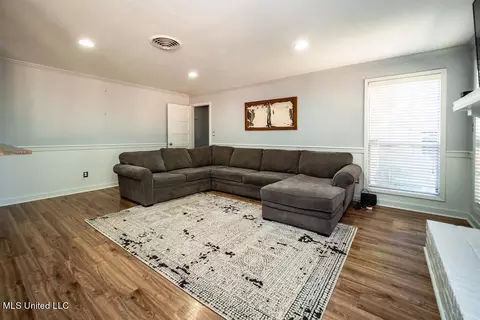 1736 Wilhurst St, Jackson, MS 39211 photo 25