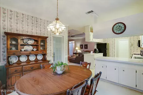 305 Garden Dr, Brandon, MS 39042 photo 14