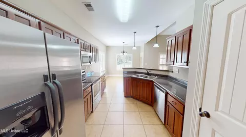 763 W Fairway Pointe Cv, Hernando, MS 38632 photo 13