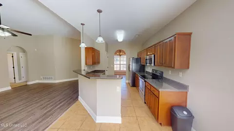 763 W Fairway Pointe Cv, Hernando, MS 38632 photo 12