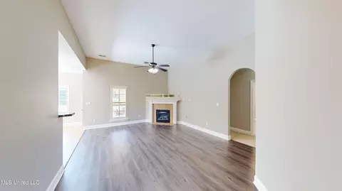 763 W Fairway Pointe Cv, Hernando, MS 38632 photo 7