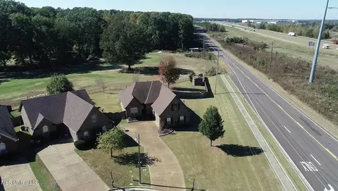 763 W Fairway Pointe Cv, Hernando, MS 38632 photo 2