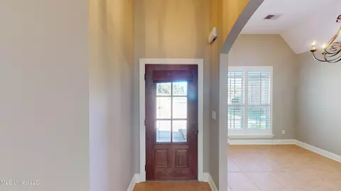763 W Fairway Pointe Cv, Hernando, MS 38632 photo 6