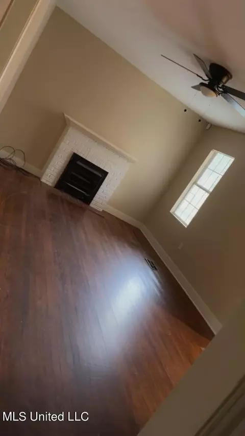 358 E Ridgeway St, Jackson, MS 39206 photo 5