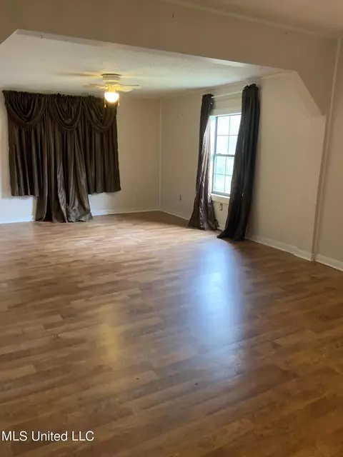 191 Clower St, Biloxi, MS 39530 photo 6