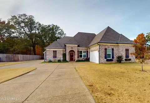 7851 Brent Hogue Dr, Olive Branch, MS 38654