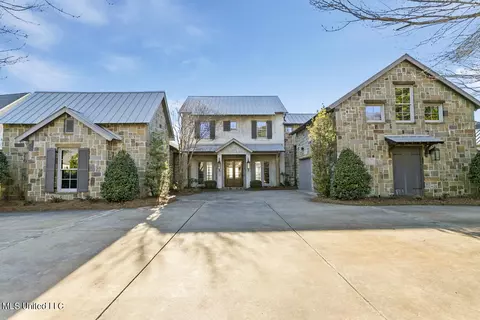 106 Grandview Cir, Brandon, MS 39047