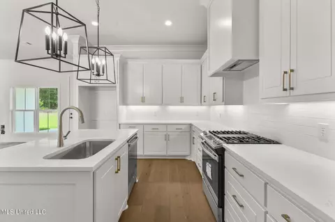 114 Springs Xing, Madison, MS 39110 photo 15